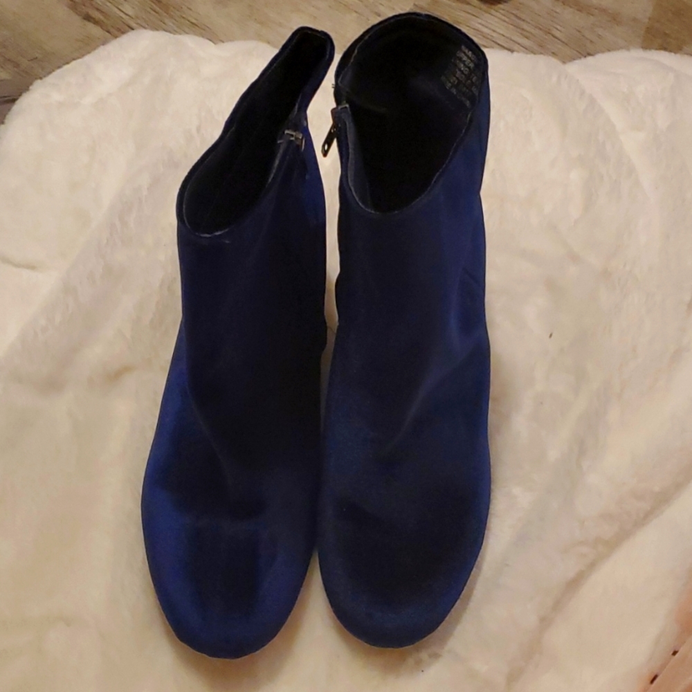 Blue suede boots size 11